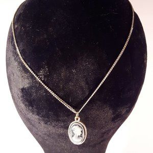 Costume Jewelry Cameo Womans Face Necklace